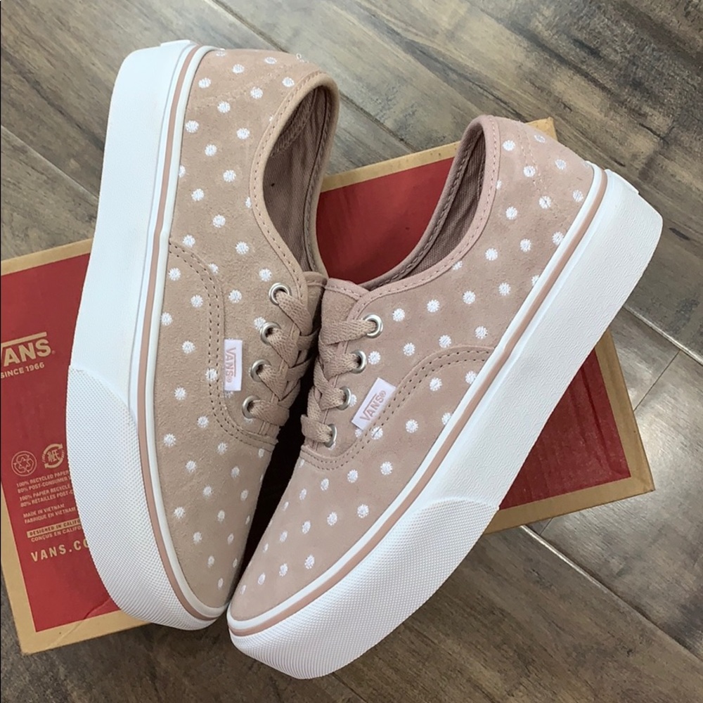 VANS AUTHENTIC PLATFORM SUEDE POLKA DOT WMNS - Picture 1 of 16